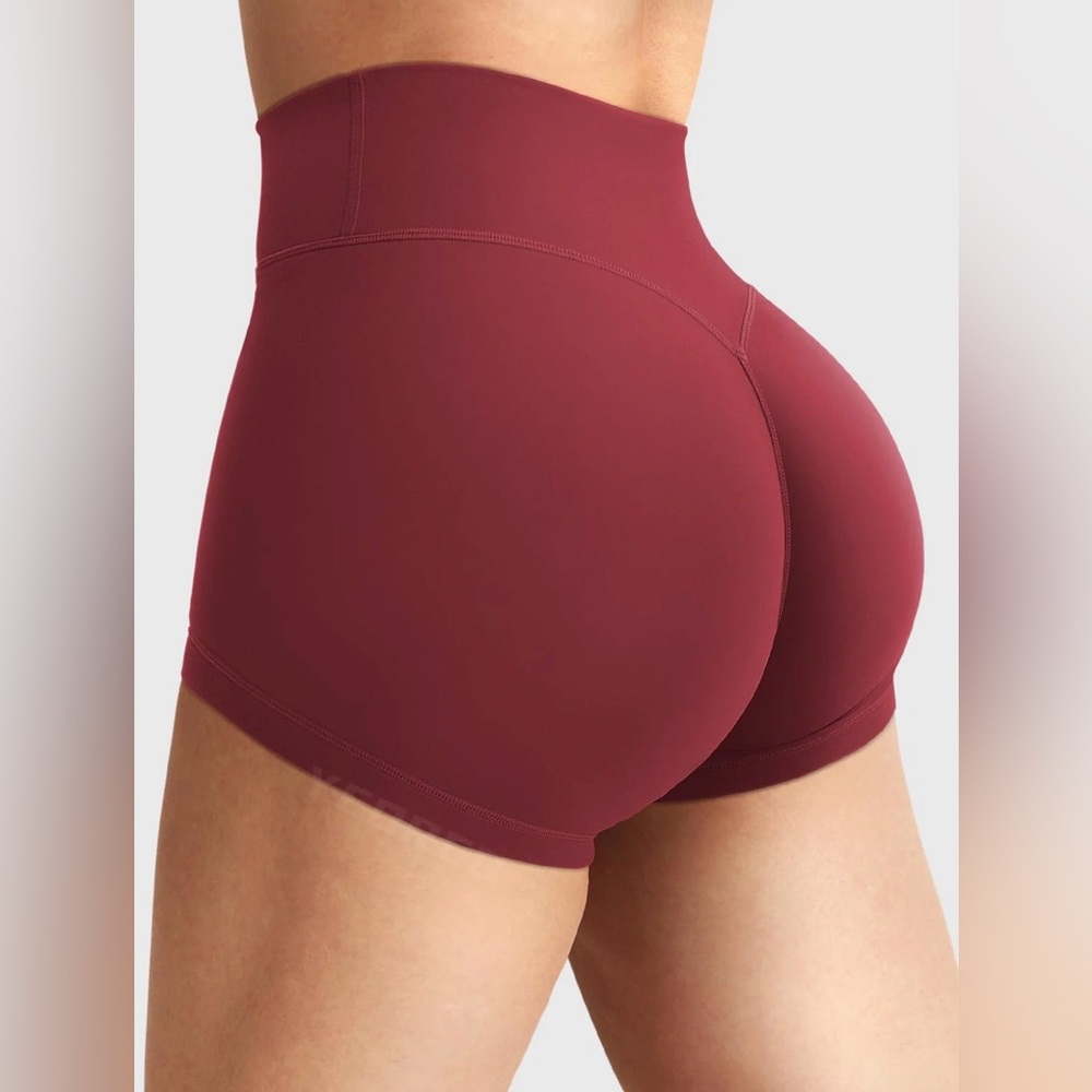 Yeoreo Elysina 2.5" Running Shorts - Size XS, Anchor Red